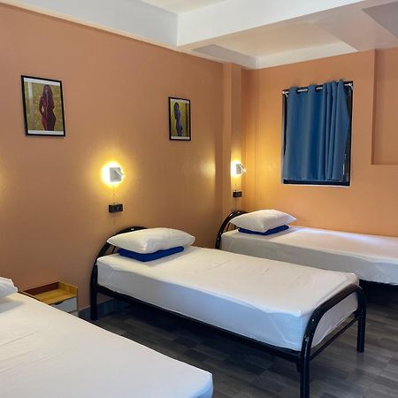 Revolution Chiang Mai - Old Town Hostel Εξωτερικό φωτογραφία