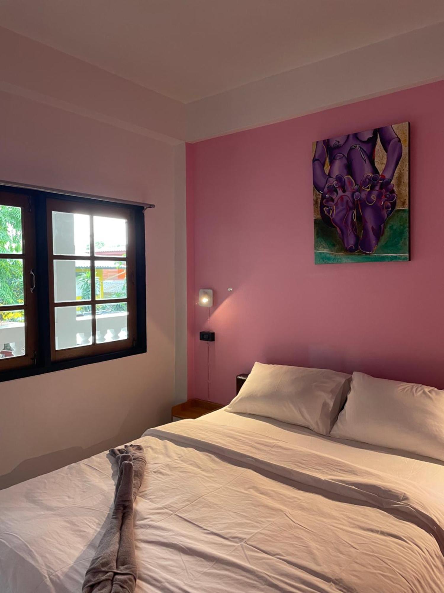 Revolution Chiang Mai - Old Town Hostel Εξωτερικό φωτογραφία